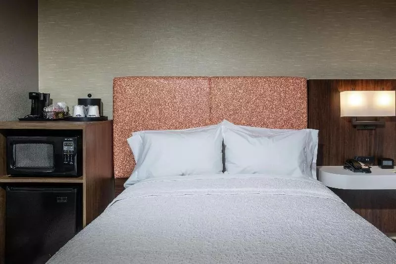 スタンダードルーム, Hampton Inn Fall River/westport