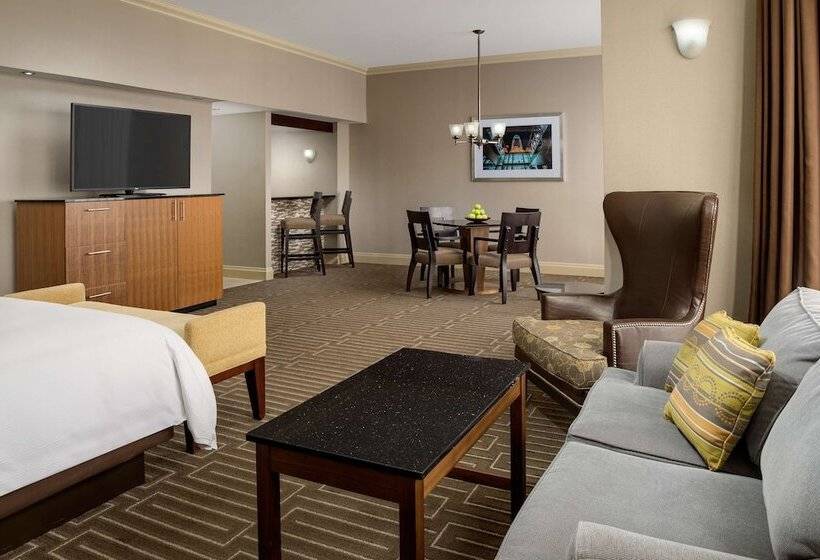 Номер Стандарт Двуспальная Кровать, Hilton Charlotte University Place
