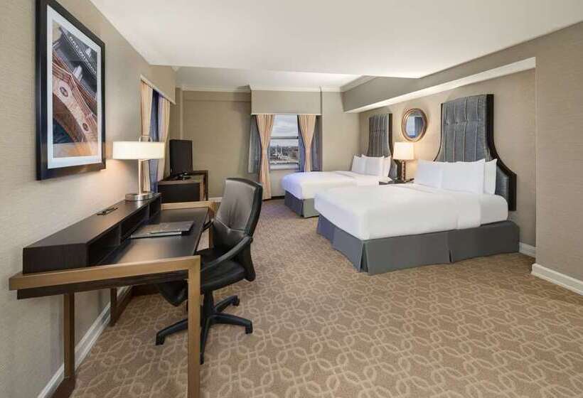 Номер Deluxe, Hilton Charlotte University Place