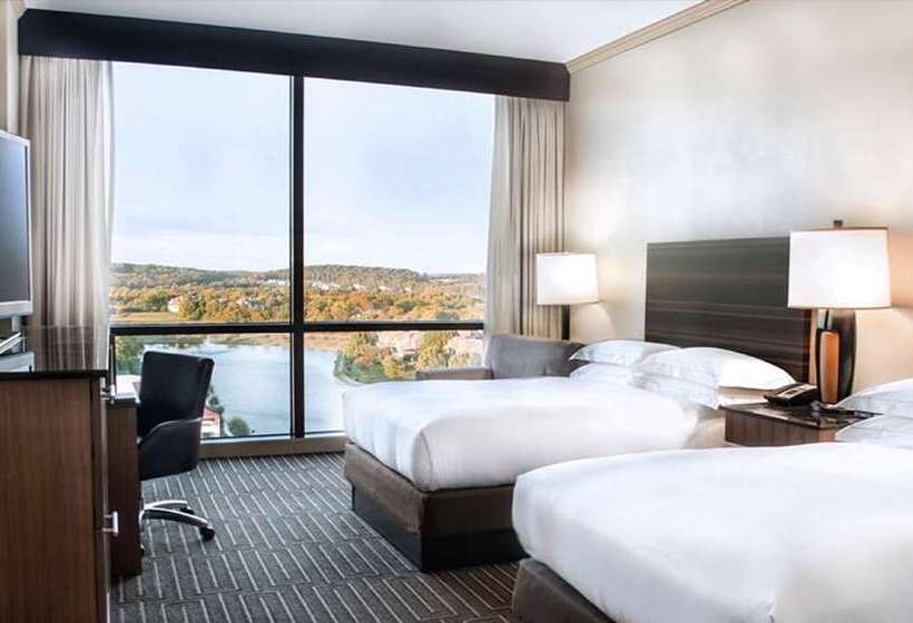 2ダブルベッドのスタンダードルーム, Hilton Charlotte University Place
