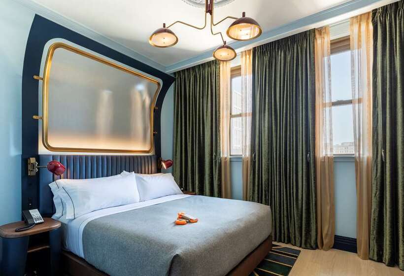Стандартный Номер Кровать Кинг, Hilton Charlotte University Place
