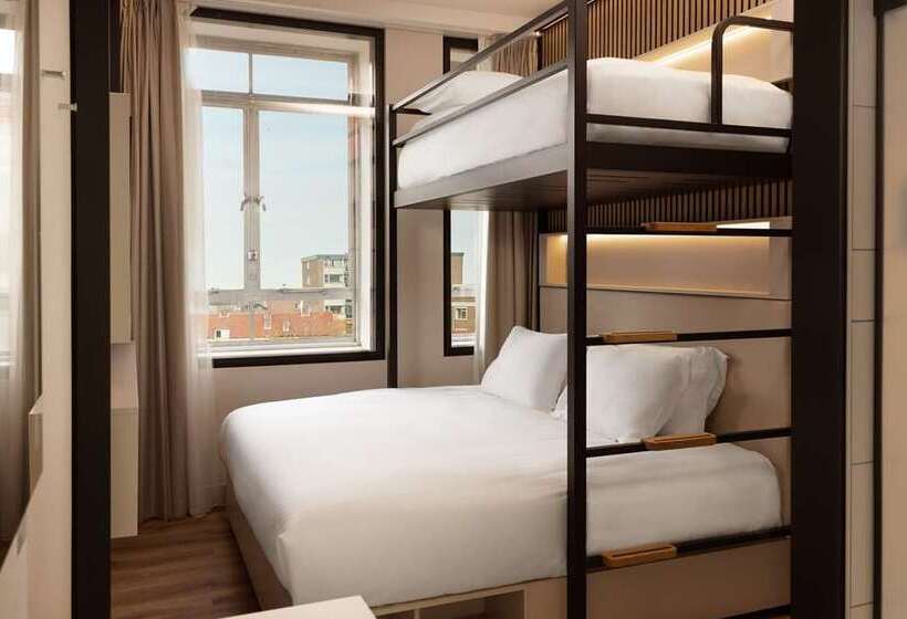 キングサイズベッドのエクゼクティブルーム, Hilton Charlotte University Place