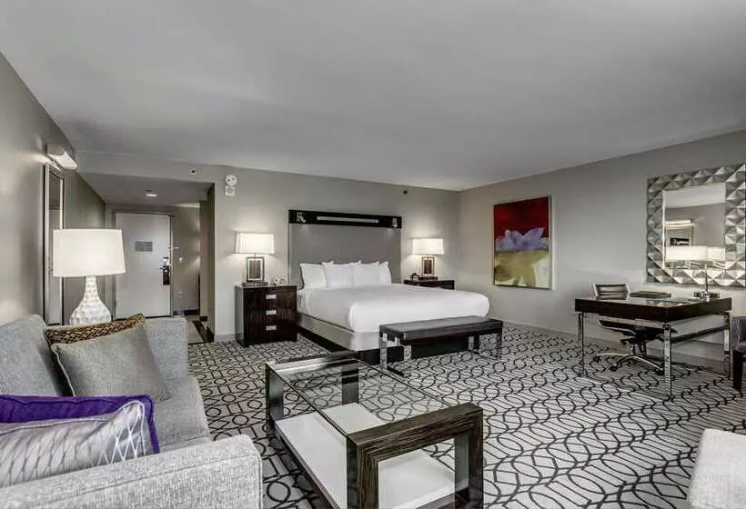 اتاق استاندارد, Hilton Charlotte University Place