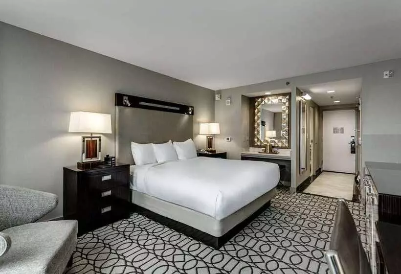 اتاق استاندارد, Hilton Charlotte University Place