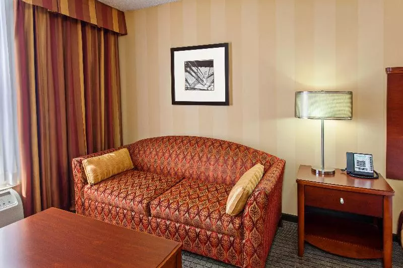 اتاق استاندارد با تخت بزرگ, Holiday Inn Sacramento Downtown Arena, An Ihg