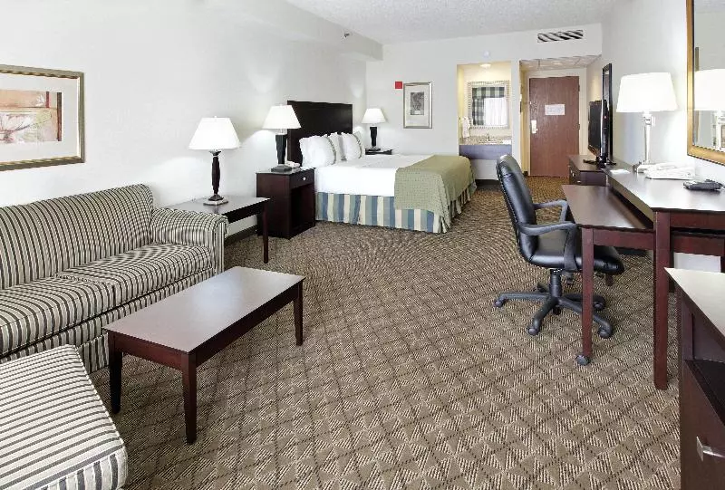 キングサイズベッドのスイートルーム, Holiday Inn Springdale Fayetteville Area, An Ihg