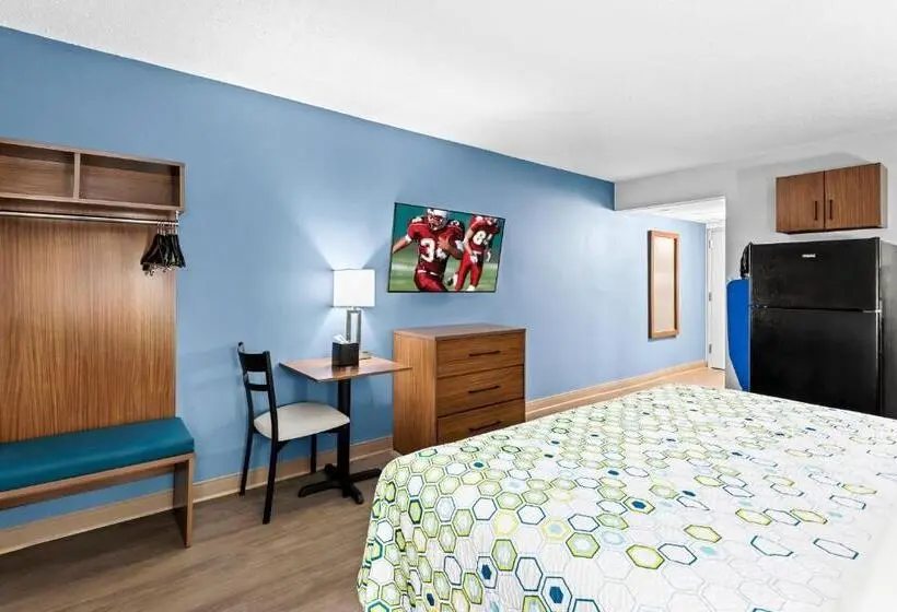 Standard Studio King Bed