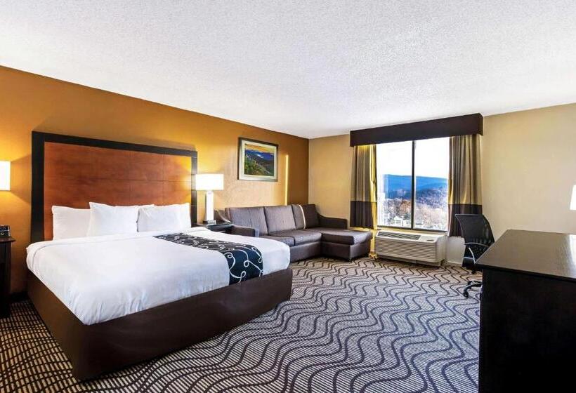 Люкс Deluxe Кровать Кинг, La Quinta By Wyndham Wytheville
