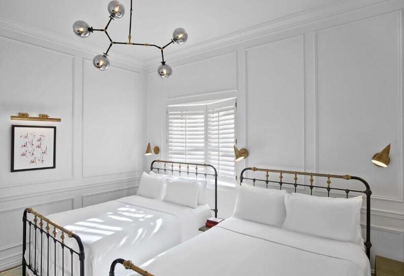 高级客房, Life Hotel New York