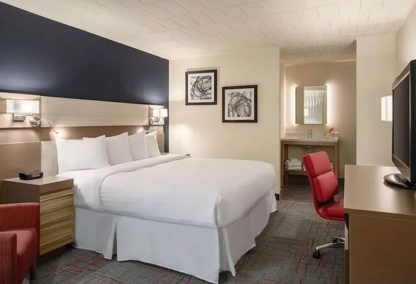 障害者適応デラックスルーム, Ramada By Wyndham Indiana