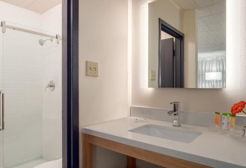 ２ダブルベッドのスタンダードルーム, Ramada By Wyndham Indiana