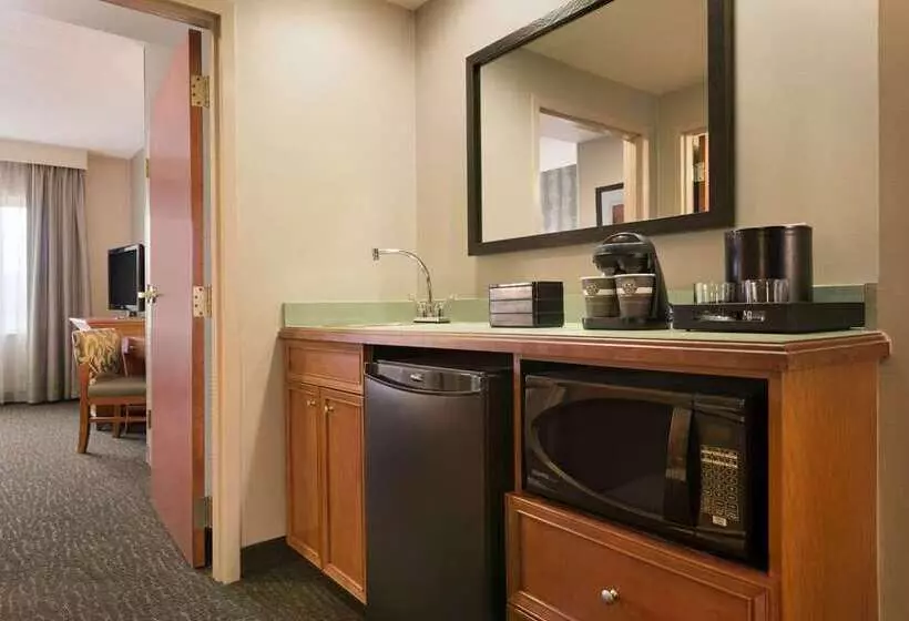 سوییت, Embassy Suites Hotel Winston Salem