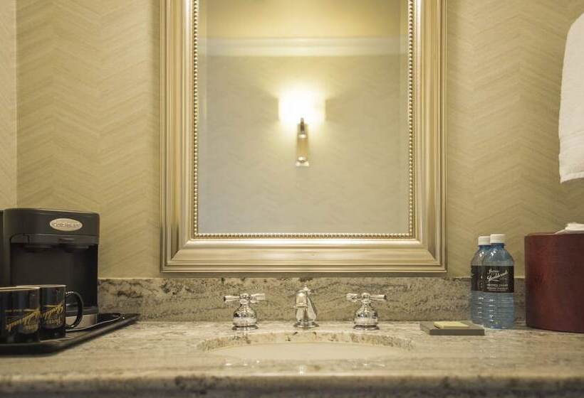 수피리어 룸, Boulderado