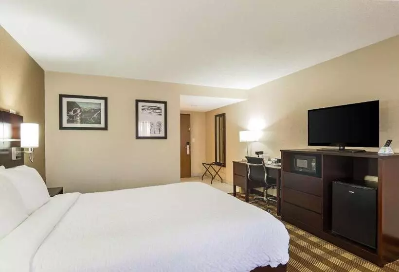 Standard-huone, Pocono Inn & Banquet   Stroudsburg