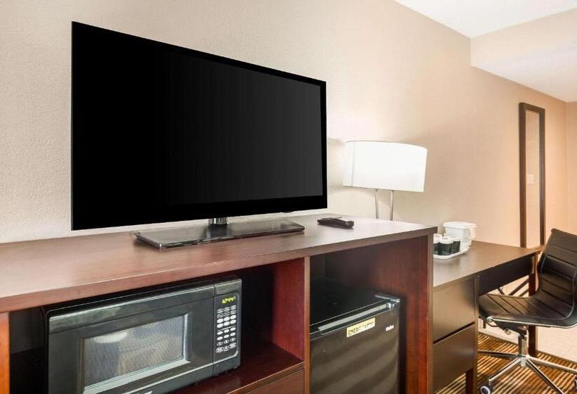 Номер Стандарт, Pocono Inn & Banquet   Stroudsburg