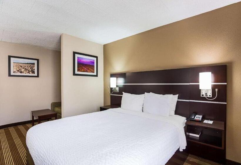 Номер Стандарт, Pocono Inn & Banquet   Stroudsburg