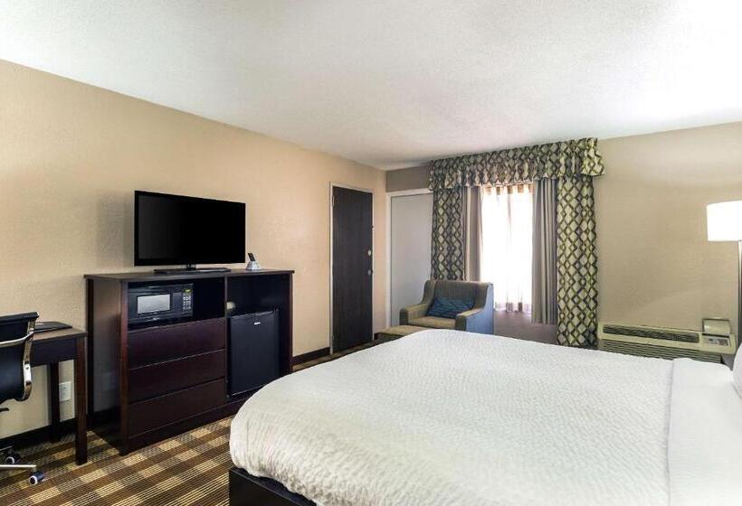 Семейный Номер Deluxe, Pocono Inn & Banquet   Stroudsburg