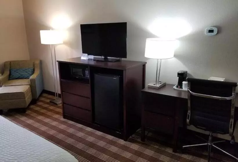 Deluxe-huone King-vuode, Pocono Inn & Banquet   Stroudsburg