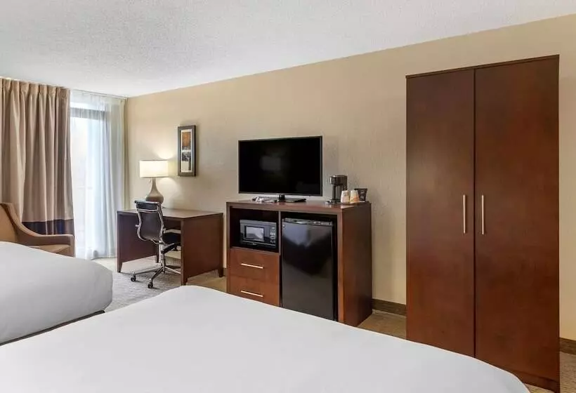 ２ダブルベッドのスタンダードルーム, Comfort Inn & Suites Near Danville Mall