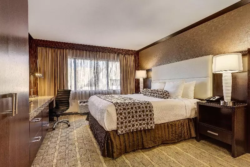 اتاق اجرایی با تخت بزرگ, Crowne Plaza Hotel Foster City San Mateo, An Ihg