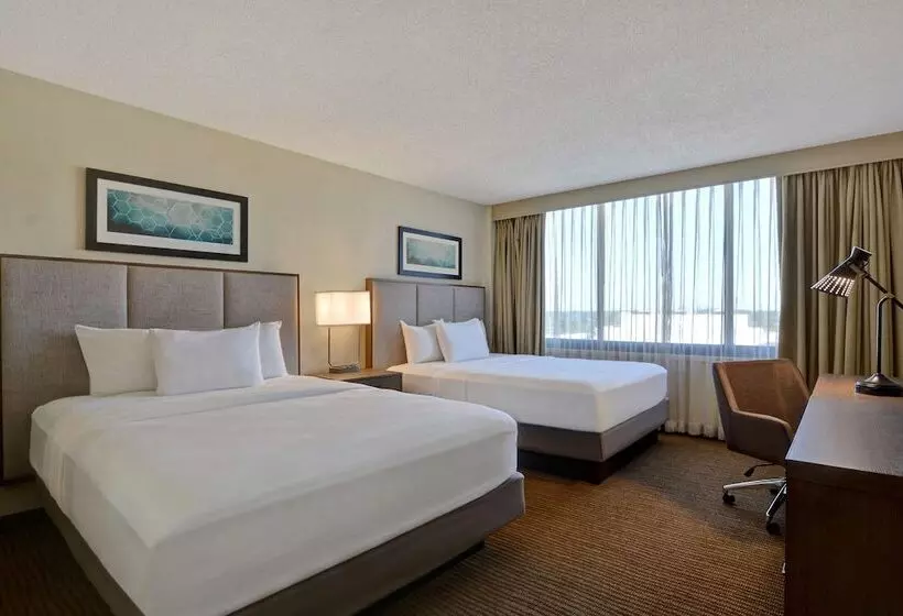 プレミアムスイート, Embassy Suites Hotel Winston Salem