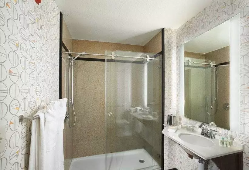 اتاق استاندارد با تخت دوبل, Holiday Inn Asheville East Blue Ridge Pkwy, An Ihg