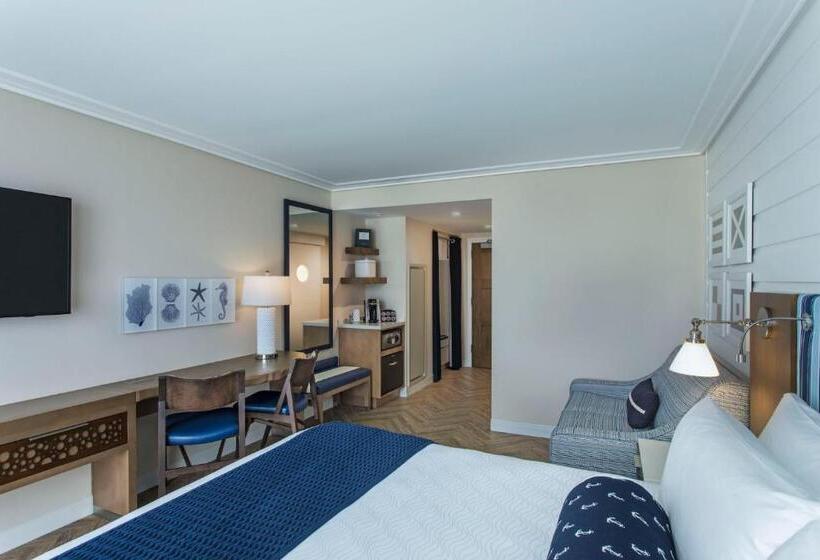 חדר סטנדרט עם מיטת קינג, Hutchinson Shores Resort & Spa