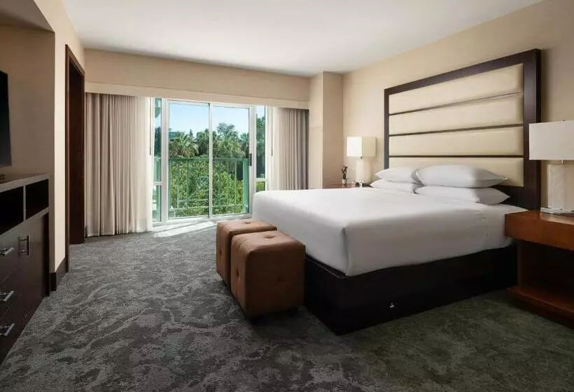 スイート, Hyatt Regency Sacramento