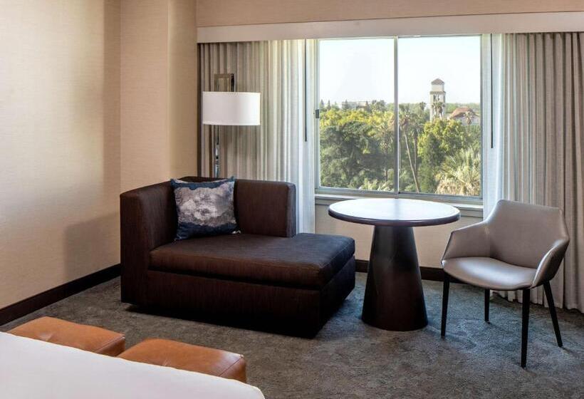 Номер Клуб Кровать Кинг, Hyatt Regency Sacramento