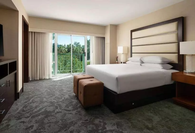 スイート, Hyatt Regency Sacramento