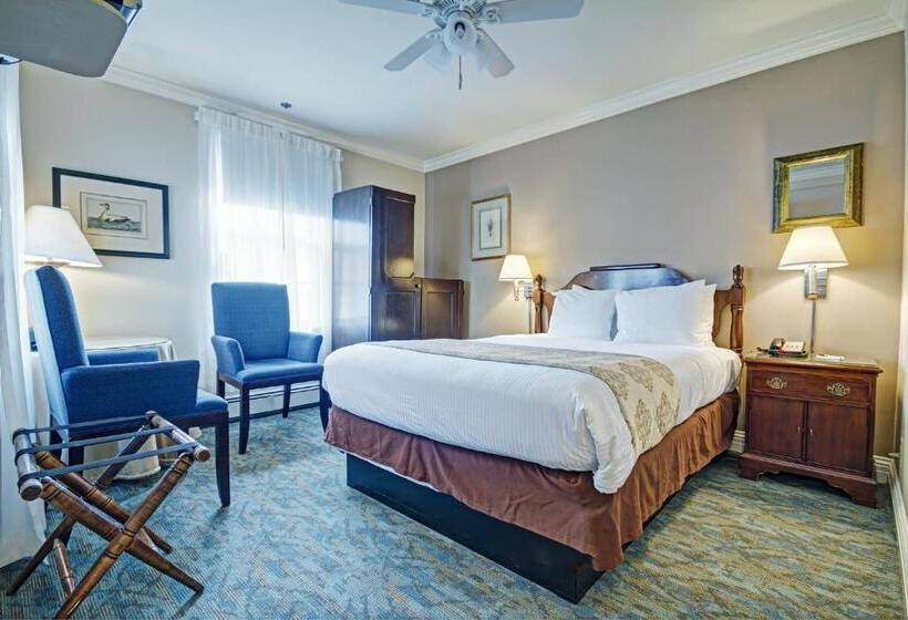 スタンダードスタジオ, Inn At The Opera