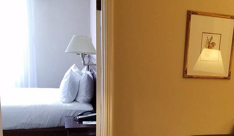 Studio Standard, Inn At The Opera