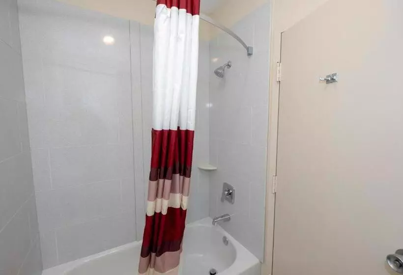 キングサイズベッドのスーペリアルーム, Red Roof Inn Warrenton