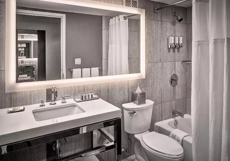 اتاق لوکس, Sonesta Philadelphia Rittenhouse Square