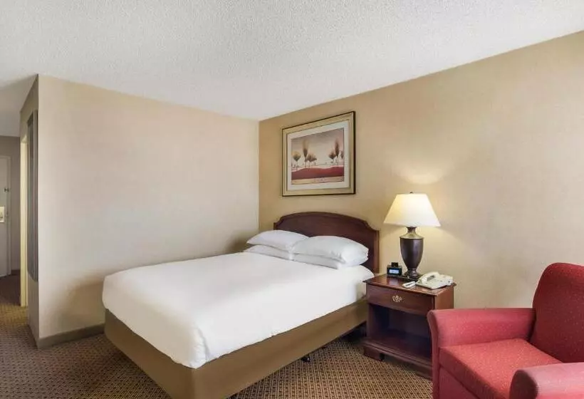 身障者適用スタンダードルーム, Red Lion Hotel Cheyenne