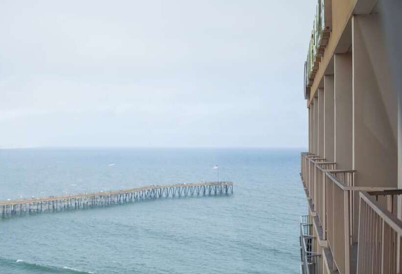 身障者適用スイートルーム, Crowne Plaza Ventura Beach, An Ihg