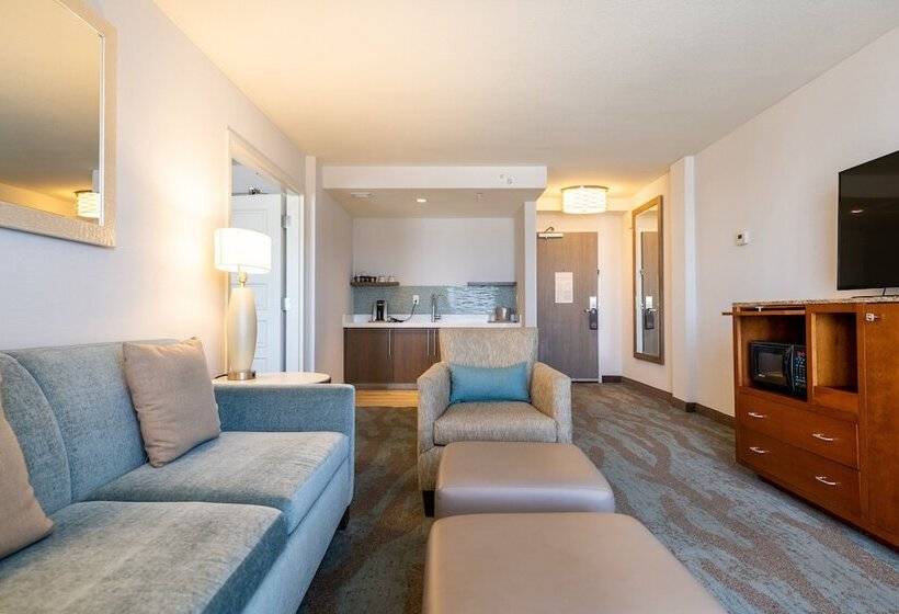 身障者適用スイートルーム, Crowne Plaza Ventura Beach, An Ihg