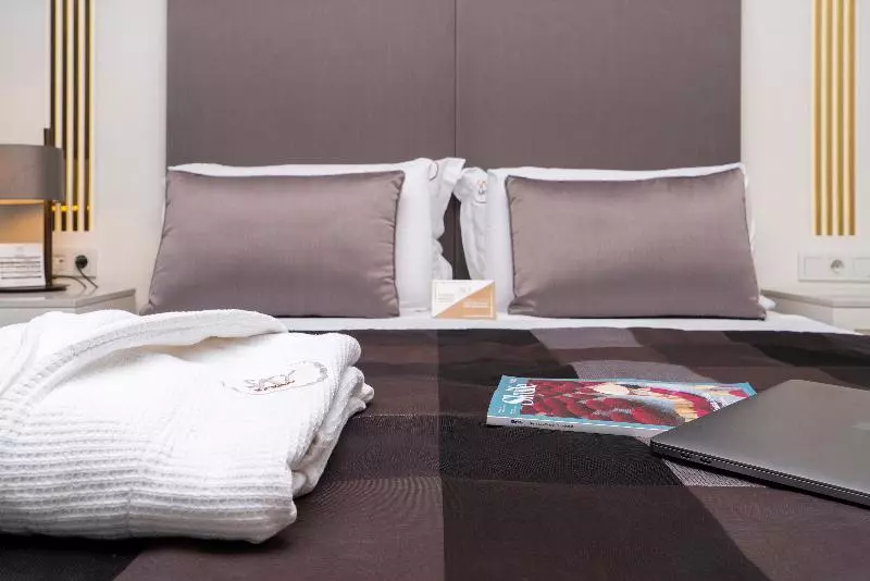 身障者適用スタンダードルーム, Crowne Plaza Ventura Beach, An Ihg