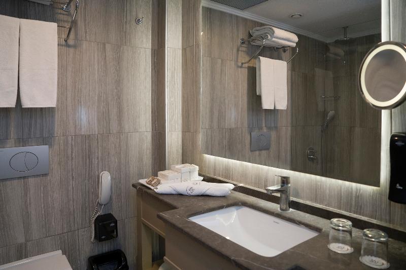 장애인을 위한 스탠다드 룸, Crowne Plaza Ventura Beach, An Ihg