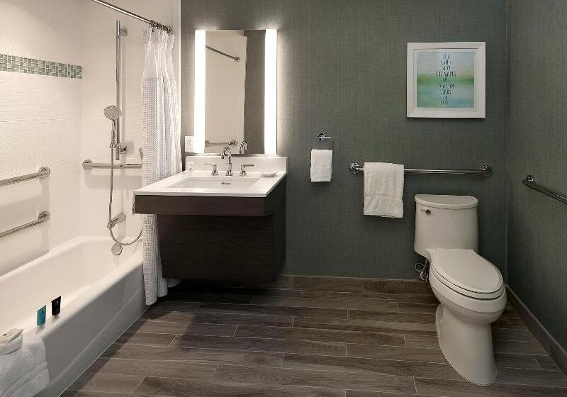 身障者適用スタンダードルーム, Crowne Plaza Ventura Beach, An Ihg