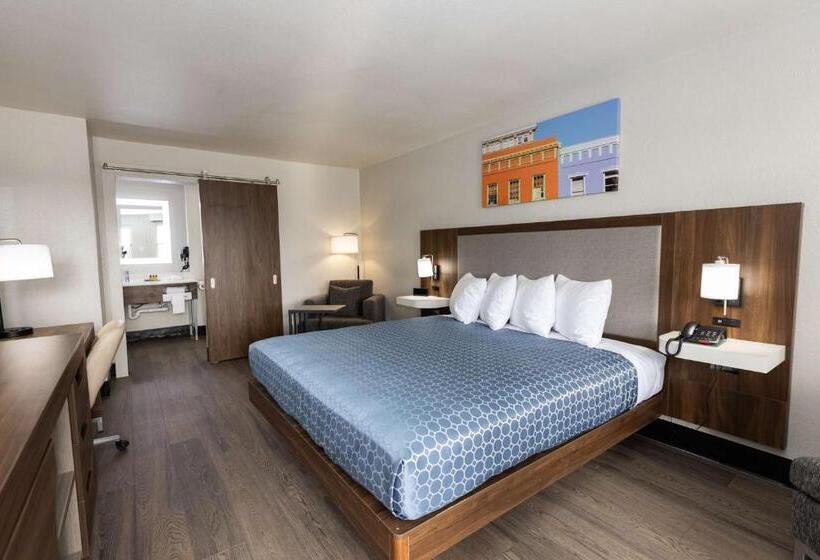 Номер Стандарт Кровать Кинг Адаптированный для Инвалидов, Bhagat Hotels Stone Mountain Atlanta Bw Signature Collection