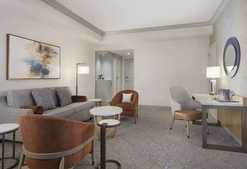 Suíte Deluxe, Hilton Anatole