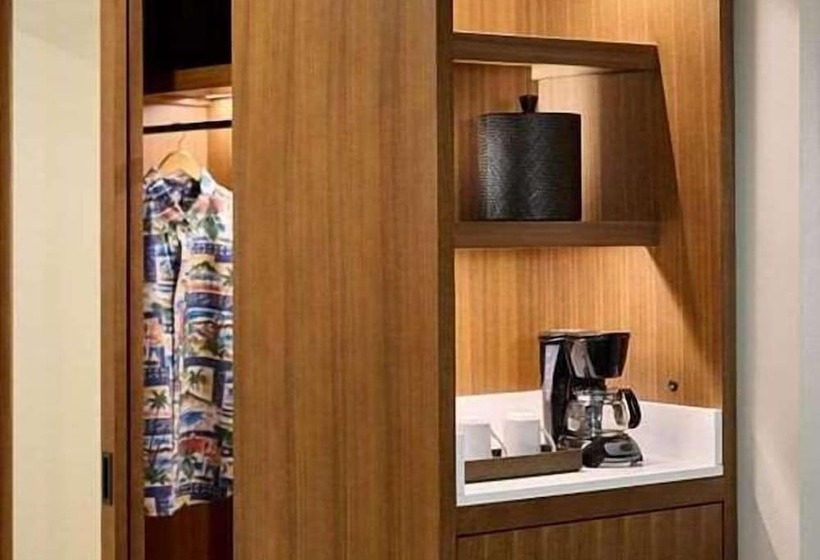 장애인을 위한 스탠다드 룸, Outrigger Kāʻanapali Beach Resort