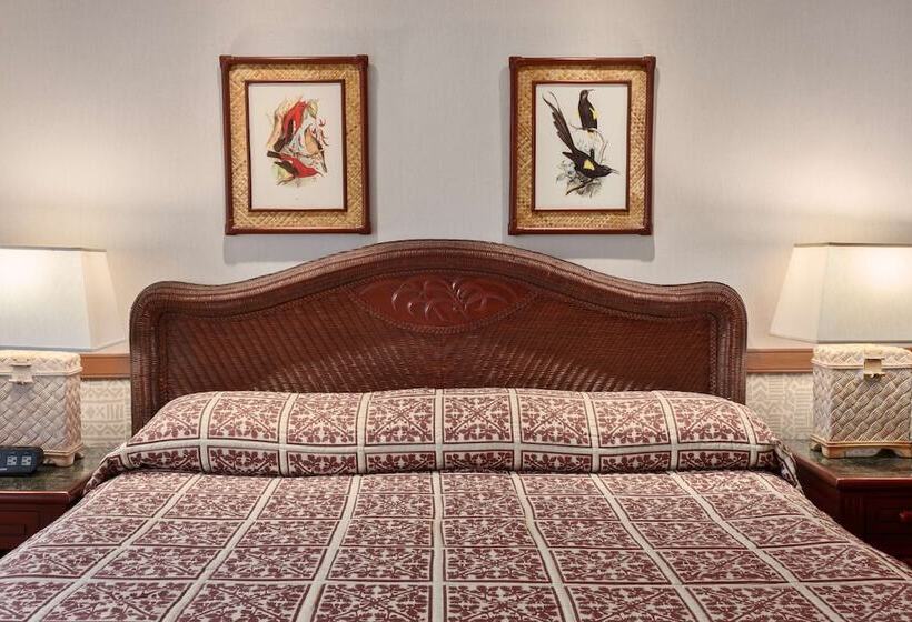 스탠다드 룸 1층, Outrigger Kāʻanapali Beach Resort