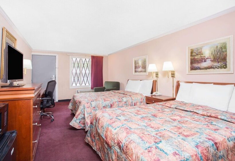 Номер Стандарт 2 Двуспальные Кровати, Knights Inn   Augusta