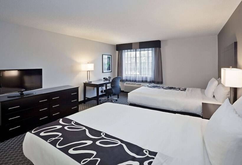 Номер Стандарт 2 Двуспальные Кровати, La Quinta Inn By Wyndham Fresno Yosemite