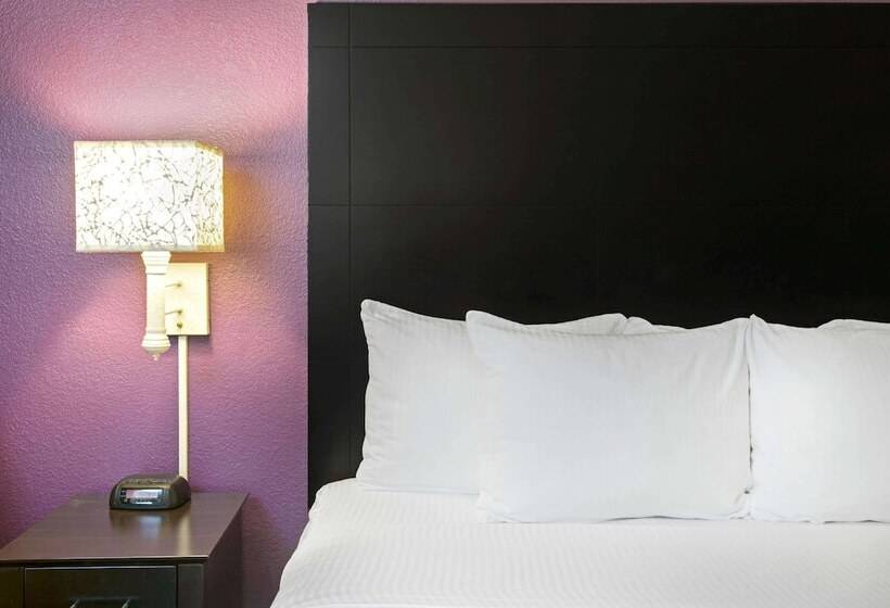 デラックスルーム, La Quinta Inn By Wyndham Fresno Yosemite