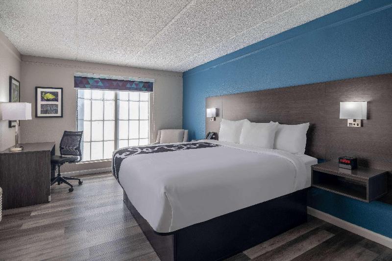Номер Deluxe Кровать Кинг, La Quinta Inn By Wyndham Sacramento North