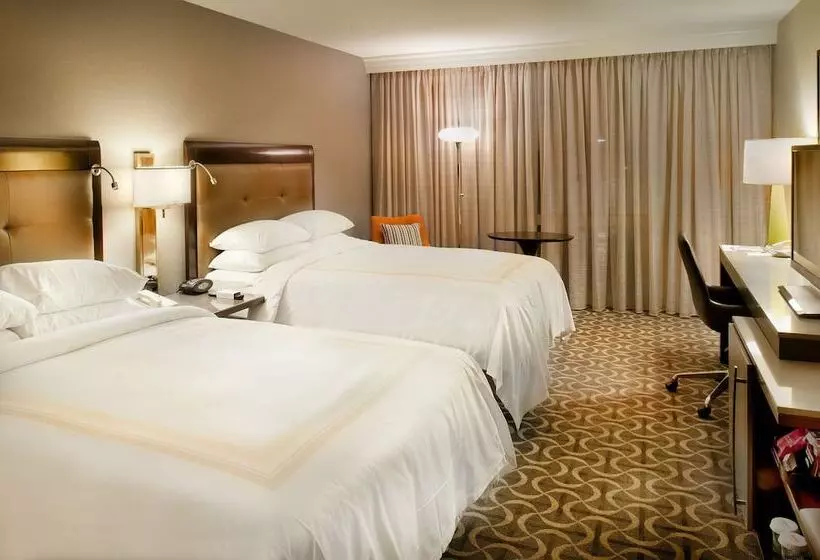 اتاق استاندارد با 2 تخت دوبل, Marriott St. Louis Airport
