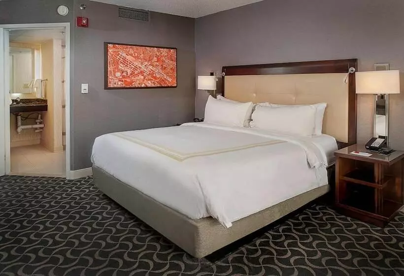 اتاق استاندارد برای معلولان, Marriott St. Louis Airport